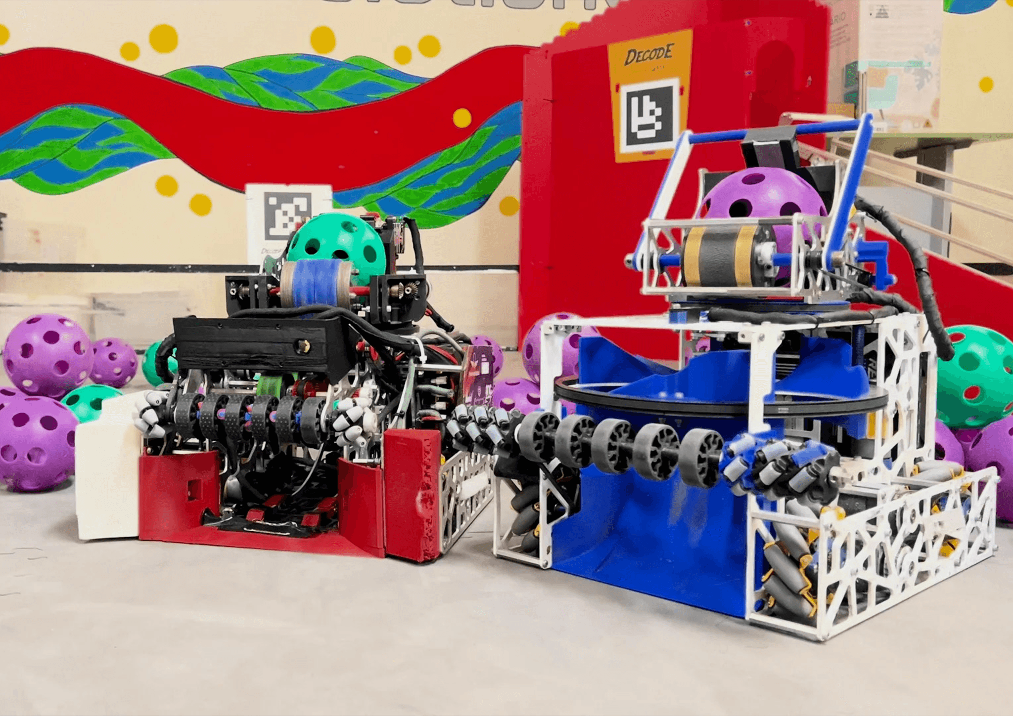 Robot & laboratory